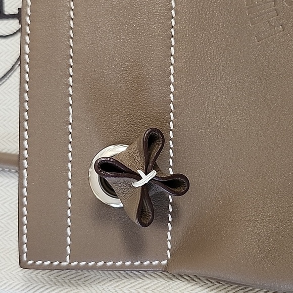 EUC Hermes Aline Crossbody Bag In Etoupe Swift Leather - Picture 11 of 16